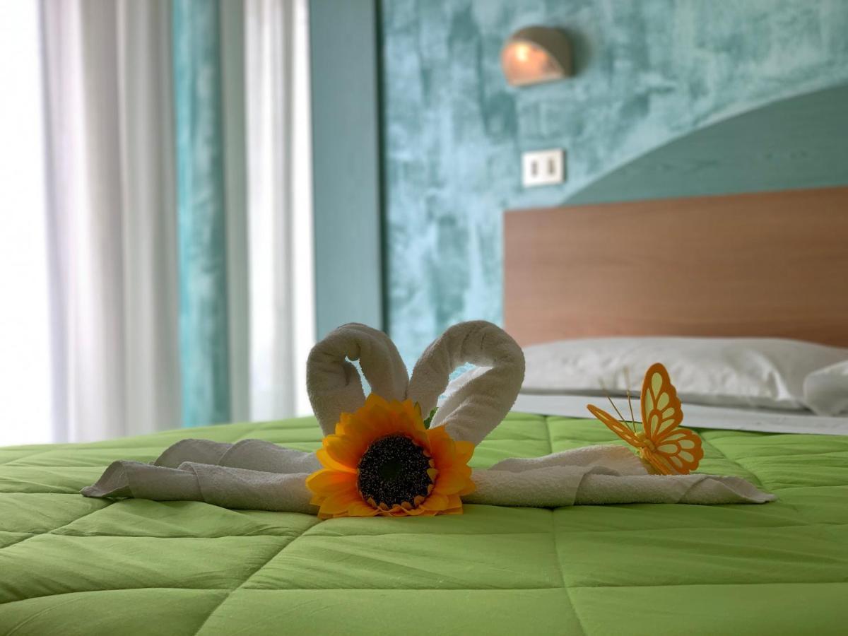 Hotel Palma Benessere Rimini Exterior photo